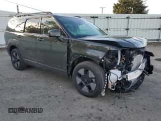 2024 Hyundai Santa Fe SEL с VIN 5NMP2DG19RH003961, выставлен на аукционе Copart как лот 82973614 с пробегом 16 226 миль миль и Списание • Salvage title. История ставок и продаж доступна на DreamBid. Изображение 4.