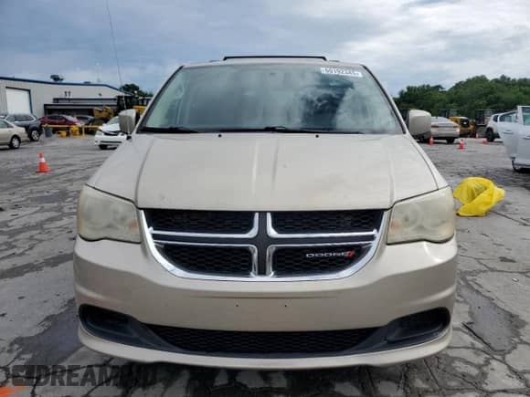 2013 Dodge Grand Caravan SXT with VIN 2C4RDGCG9DR585380, listed as a Copart auction lot 60192345 with 315,001 mi miles and Clean title. Bid and sale history available at DreamBid. Image 5.