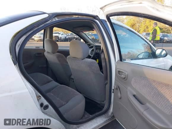 2000 Dodge Neon Highline с VIN 1B3ES46CXYD510774, выставлен на аукционе IAAI как лот 41332594 с пробегом 181 596 миль миль и . История ставок и продаж доступна на DreamBid. Изображение 8.