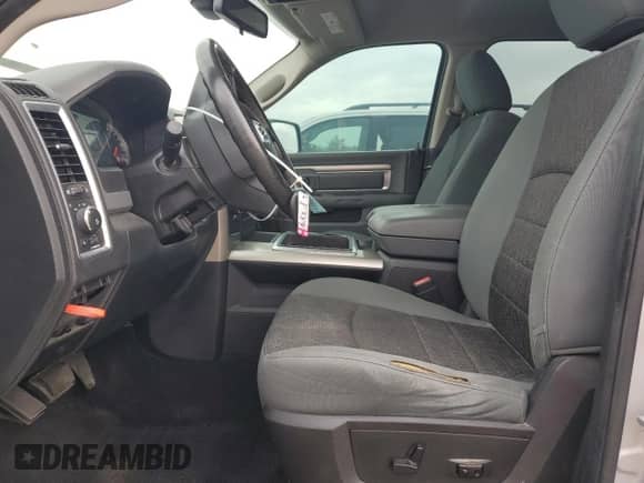 2015 Ram 1500 Big Horn с VIN 1C6RR6LM5FS709302, выставлен на аукционе Copart как лот 81156545 с пробегом 159 505 миль миль и Списание • Salvage title. История ставок и продаж доступна на DreamBid. Изображение 7.