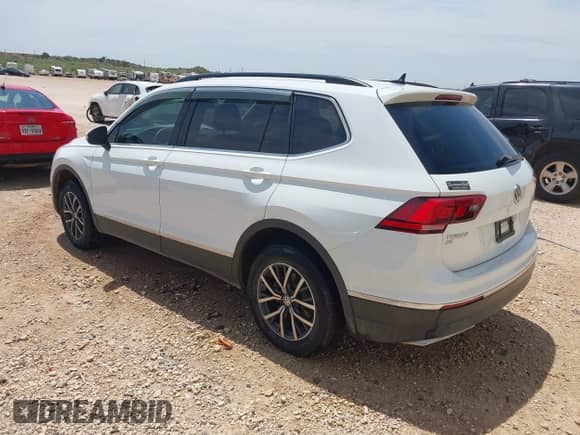 2020 Volkswagen Tiguan SE с VIN 3VV3B7AX7LM119954, выставлен на аукционе IAAI как лот 43000969 с пробегом 91 989 миль миль и . История ставок и продаж доступна на DreamBid. Изображение 3.