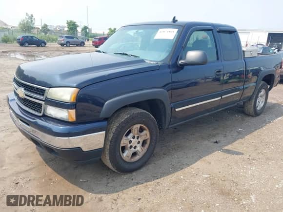 2006 Chevrolet Silverado 1500 LT3 с VIN 1GCEK19Z56Z301570, выставлен на аукционе IAAI как лот 42874801 с пробегом 231 647 миль миль и . История ставок и продаж доступна на DreamBid. Изображение 2.