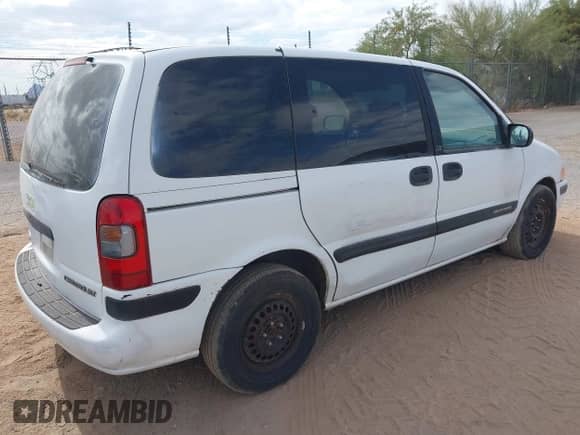 1997 Chevrolet Venture с VIN 1GNDU06E1VD238231, выставлен на аукционе IAAI как лот 42161127 с пробегом 212 950 миль миль и . История ставок и продаж доступна на DreamBid. Изображение 4.