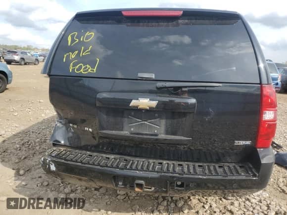 2008 Chevrolet Suburban 2LT с VIN 1GNFK163X8J206726, выставлен на аукционе Copart как лот 81769605 с пробегом 235 278 миль миль и Списание • Salvage title. История ставок и продаж доступна на DreamBid. Изображение 6.