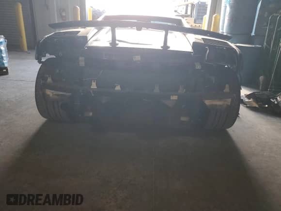 2005 Lamborghini Gallardo с VIN ZHWGU11S65LA02165, выставлен на аукционе Copart как лот 48230615 с пробегом 42 121 миль миль и Списание • Salvage title. История ставок и продаж доступна на DreamBid. Изображение 6.
