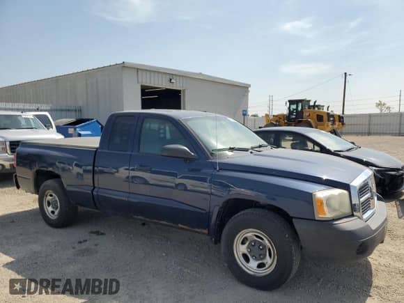 2007 Dodge Dakota ST with VIN 1D7HE22K37S165740, listed as a Copart auction lot 80688865 with 151,639 mi miles and Clean title. Bid and sale history available at DreamBid. Image 4.