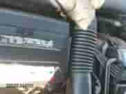 1999 Saturn SL z VIN 1G8ZK5272XZ225139, wystawiony jako IAAI lot #42662628 z przebiegiem 223 692 mil mil oraz . Historia ofert i sprzedaży dostępna na DreamBid. Obrazek 12.