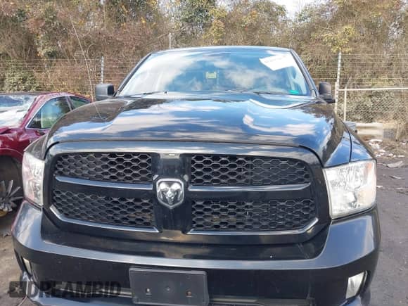 2013 Ram 1500 Tradesman z VIN 1C6RR7FTXDS540061, wystawiony jako IAAI lot #41411343 z przebiegiem 225 187 mil mil oraz . Historia ofert i sprzedaży dostępna na DreamBid. Obrazek 12.