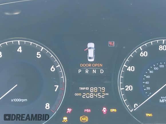 2011 Hyundai Equus Signature with VIN KMHGH4JF7BU029231, listed as a IAAI auction lot 41660325 with 208,452 mi miles and . Bid and sale history available at DreamBid. Image 15.