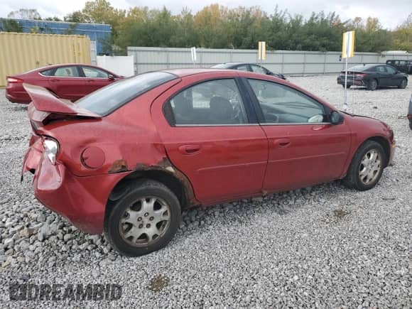 2004 Dodge Neon SXT z VIN 1B3ES56C84D644439, wystawiony jako Copart lot #76459464 z przebiegiem 113 735 mil mil oraz Szkoda całkowita • Salvage title. Historia ofert i sprzedaży dostępna na DreamBid. Obrazek 3.