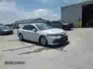 2023 Toyota Camry LE z VIN 4T1C11AK1PU184167, wystawiony jako Copart lot #63689135 z przebiegiem 42 134 mil mil oraz Szkoda całkowita • Salvage title. Historia ofert i sprzedaży dostępna na DreamBid. Obrazek 14.
