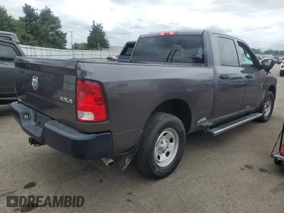 2015 Ram 1500 Tradesman с VIN 1C6RR7SM2FS670224, выставлен на аукционе Copart как лот 69728975 с пробегом Не указан миль и Списание • Salvage title. История ставок и продаж доступна на DreamBid. Изображение 3.
