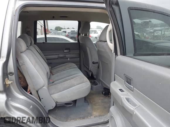 2005 Dodge Durango SLT with VIN 1D4HB48D25F605138, listed as a IAAI auction lot 43252892 with Not provided miles and . Bid and sale history available at DreamBid. Image 8.