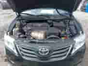 2010 Toyota Camry z VIN 4T1BF3EK9AU538432, wystawiony jako IAAI lot #43313393 z przebiegiem 208 220 mil mil oraz . Historia ofert i sprzedaży dostępna na DreamBid. Obrazek 10.