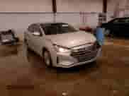 2019 Hyundai Elantra SEL z VIN 5NPD84LF3KH433450, wystawiony jako Copart lot #47722205 z przebiegiem 104 882 mil mil oraz Szkoda całkowita • Salvage title. Historia ofert i sprzedaży dostępna na DreamBid. Obrazek 13.