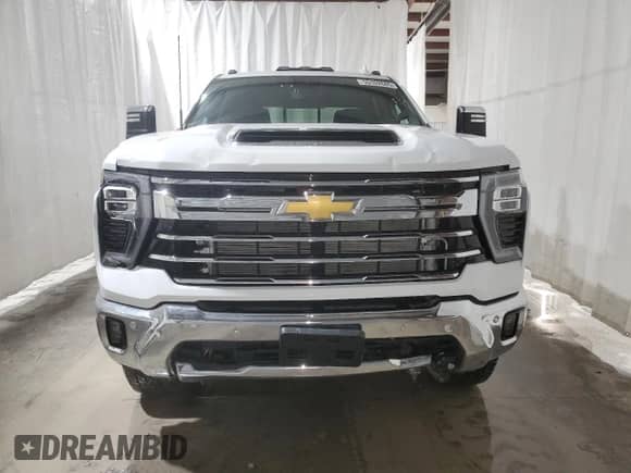 2025 Chevrolet Silverado 3500HD LTZ с VIN 1GC4KUEY4SF208223, выставлен на аукционе Copart как лот 55102665 с пробегом 5 882 миль миль и Списание • Salvage title. История ставок и продаж доступна на DreamBid. Изображение 5.