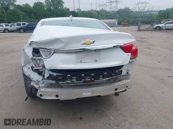 2018 Chevrolet Impala LT с VIN 2G1105S38J9167067, выставлен на аукционе IAAI как лот 42284636 с пробегом 99 824 миль миль и . История ставок и продаж доступна на DreamBid. Изображение 18.