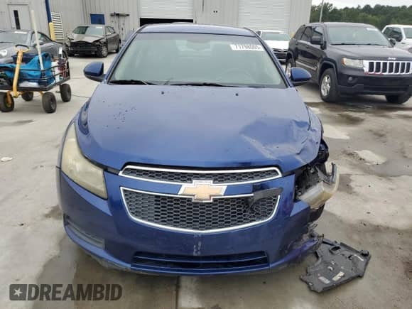 2012 Chevrolet Cruze 1LT с VIN 1G1PF5SC2C7121800, выставлен на аукционе Copart как лот 71798005 с пробегом 172 420 миль миль и Списание • Salvage title. История ставок и продаж доступна на DreamBid. Изображение 5.