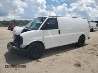 2011 Chevrolet Express Cargo с VIN 1GCSGAFX3B1107751, выставлен на аукционе Copart как лот 85921465 с пробегом Не указан миль и Списание • Salvage title. История ставок и продаж доступна на DreamBid. Изображение 1.