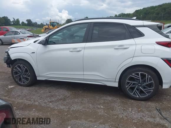 2022 Hyundai Kona N Line с VIN KM8K33A38NU786359, выставлен на аукционе IAAI как лот 42970788 с пробегом 90 025 миль миль и . История ставок и продаж доступна на DreamBid. Изображение 14.