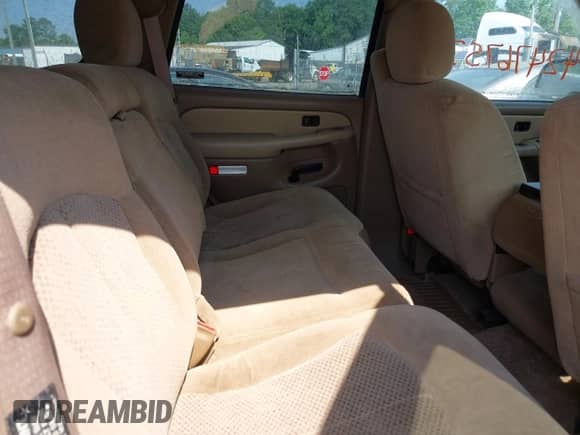 2000 Chevrolet Tahoe LS z VIN 1GNEK13T9YJ175291, wystawiony jako IAAI lot #42476752 z przebiegiem 120 619 mil mil oraz . Historia ofert i sprzedaży dostępna na DreamBid. Obrazek 8.