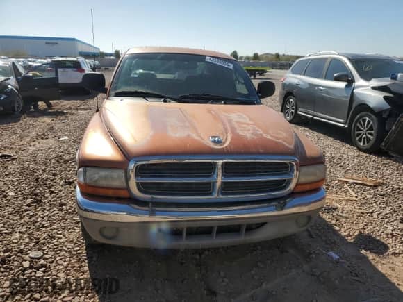 2000 Dodge Dakota Sport with VIN 1B7GL2AN2YS672265, listed as a Copart auction lot 43539555 with 169,842 mi miles and Clean title. Bid and sale history available at DreamBid. Image 5.