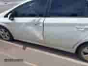 2012 Toyota Prius One с VIN JTDKN3DU8C1554975, выставлен на аукционе IAAI как лот 42597559 с пробегом 130 975 миль миль и . История ставок и продаж доступна на DreamBid. Изображение 6.