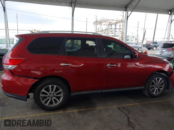 2014 Nissan Pathfinder S with VIN 5N1AR2MNXEC662018, listed as a IAAI auction lot 43418620 with 144,456 mi miles and . Bid and sale history available at DreamBid. Image 13.