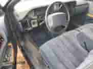 1993 Chevrolet Caprice Classic с VIN 1G1BL53E2PW142953, выставлен на аукционе Copart как лот 69673135 с пробегом 203 972 миль миль и Списание • Salvage title. История ставок и продаж доступна на DreamBid. Изображение 8.