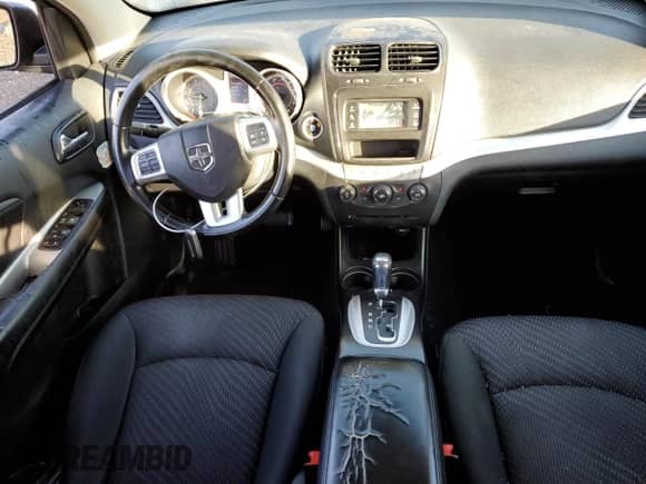 2011 Dodge Journey SXT z VIN 3D4PG5FG3BT504496, wystawiony jako Copart lot #78844444 z przebiegiem 266 146 mil mil oraz Czysty tytuł • Clean title. Historia ofert i sprzedaży dostępna na DreamBid. Obrazek 8.