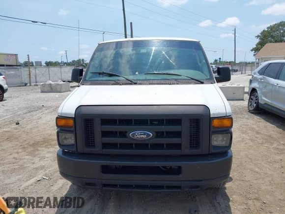 2008 Ford Econoline Cargo Commercial with VIN 1FTNE14W98DA34986, listed as a IAAI auction lot 42216226 with 310,474 mi miles and . Bid and sale history available at DreamBid. Image 11.