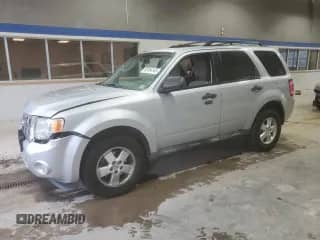2011 Ford Escape XLT с VIN 1FMCU9DG2BKA50625, выставлен на аукционе Copart как лот 80184145 с пробегом 172 288 миль миль и Списание • Salvage title. История ставок и продаж доступна на DreamBid. Изображение 1.