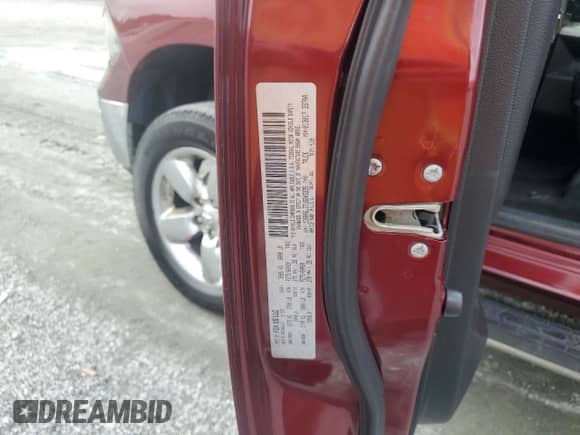 2018 Ram 1500 Big Horn z VIN 1C6RR6LG7JS245335, wystawiony jako Copart lot #84951235 z przebiegiem 134 573 mil mil oraz Szkoda całkowita • Salvage title. Historia ofert i sprzedaży dostępna na DreamBid. Obrazek 12.