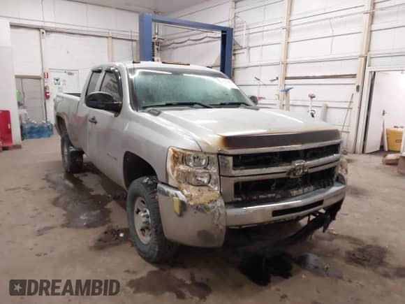 2010 Chevrolet Silverado 2500HD Work Truck z VIN 1GC5KVBG0AZ186238, wystawiony jako IAAI lot #41379847 z przebiegiem 141 388 mil mil oraz . Historia ofert i sprzedaży dostępna na DreamBid. Obrazek 1.