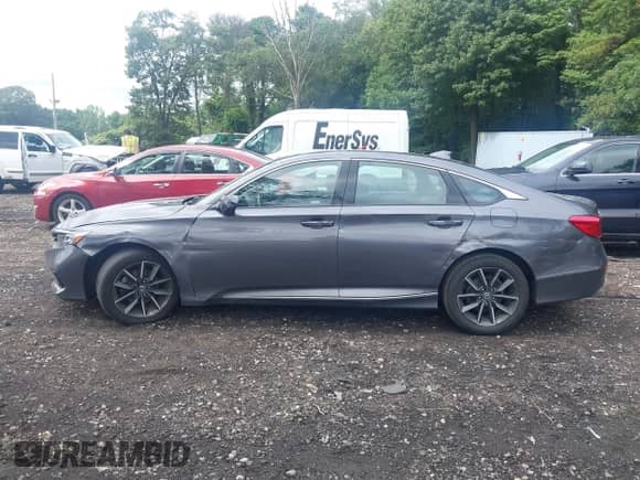 2022 Honda Accord EX-L z VIN 1HGCV1F56NA006721, wystawiony jako IAAI lot #43030981 z przebiegiem 102 894 mil mil oraz . Historia ofert i sprzedaży dostępna na DreamBid. Obrazek 6.