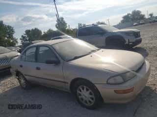 1996 Chevrolet Prizm z VIN 1Y1SK5285TZ007539, wystawiony jako Copart lot #71901985 z przebiegiem 233 224 mil mil oraz Czysty tytuł • Clean title. Historia ofert i sprzedaży dostępna na DreamBid. Obrazek 4.