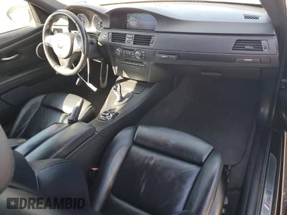 2011 BMW M3 с VIN WBSKG9C54BE368874, выставлен на аукционе Copart как лот 37296974 с пробегом 180 153 миль миль и Списание • Salvage title. История ставок и продаж доступна на DreamBid. Изображение 8.