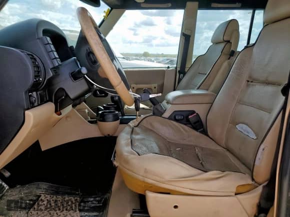 2003 Land Rover Discovery SE с VIN SALTW16423A798407, выставлен на аукционе Copart как лот 85578145 с пробегом 199 508 миль миль и Списание • Salvage title. История ставок и продаж доступна на DreamBid. Изображение 7.