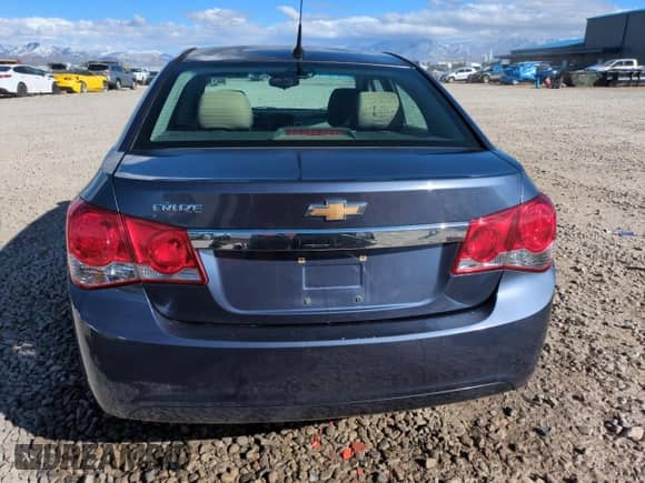 2013 Chevrolet Cruze LS с VIN 1G1PA5SHXD7130031, выставлен на аукционе Copart как лот 46126985 с пробегом 162 157 миль миль и Списание • Salvage title. История ставок и продаж доступна на DreamBid. Изображение 6.