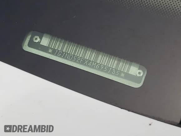 2004 Chevrolet Malibu Classic z VIN 1G1ND52FX4M695135, wystawiony jako Copart lot #56226145 z przebiegiem 255 905 mil mil oraz Szkoda całkowita • Salvage title. Historia ofert i sprzedaży dostępna na DreamBid. Obrazek 12.