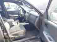 2011 Ford Escape XLT с VIN 1FMCU9DG9BKA74839, выставлен на аукционе IAAI как лот 43190059 с пробегом 146 204 миль миль и . История ставок и продаж доступна на DreamBid. Изображение 5.