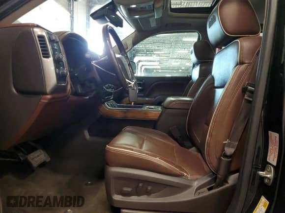 2014 Chevrolet Silverado 1500 High Country с VIN 3GCUKTEJ6EG480448, выставлен на аукционе Copart как лот 68707985 с пробегом 186 075 миль миль и Списание • Salvage title. История ставок и продаж доступна на DreamBid. Изображение 7.