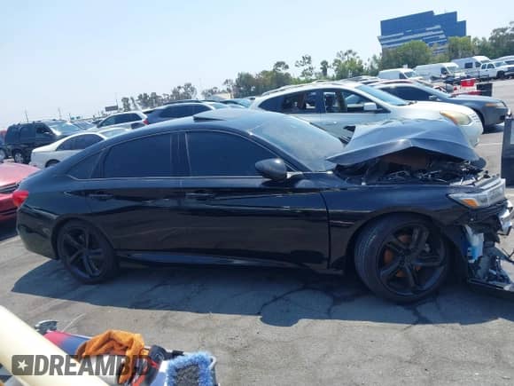 2020 Honda Accord Sport с VIN 1HGCV2F34LA018044, выставлен на аукционе IAAI как лот 42980044 с пробегом 52 714 миль миль и . История ставок и продаж доступна на DreamBid. Изображение 13.