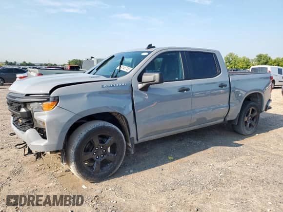 2024 Chevrolet Silverado 1500 Custom z VIN 1GCPABEKXRZ322378, wystawiony jako Copart lot #69146745 z przebiegiem 16 306 mil mil oraz Szkoda całkowita • Salvage title. Historia ofert i sprzedaży dostępna na DreamBid. Obrazek 1.