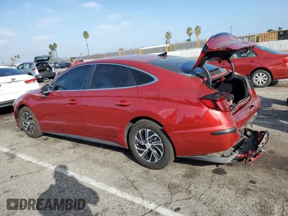 2023 Hyundai Sonata Blue с VIN KMHL24JJ5PA062015, выставлен на аукционе Copart как лот 84816945 с пробегом 9 478 миль миль и Списание • Salvage title. История ставок и продаж доступна на DreamBid. Изображение 2.