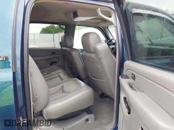 2005 Chevrolet Avalanche LS with VIN 3GNEK12ZX5G250695, listed as a IAAI auction lot 42209223 with 139,987 mi miles and . Bid and sale history available at DreamBid. Image 8.