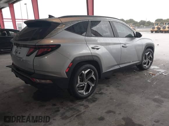 2024 Hyundai Tucson SEL z VIN 5NMJB3DE2RH427831, wystawiony jako IAAI lot #41402050 z przebiegiem 3 156 mil mil oraz . Historia ofert i sprzedaży dostępna na DreamBid. Obrazek 4.