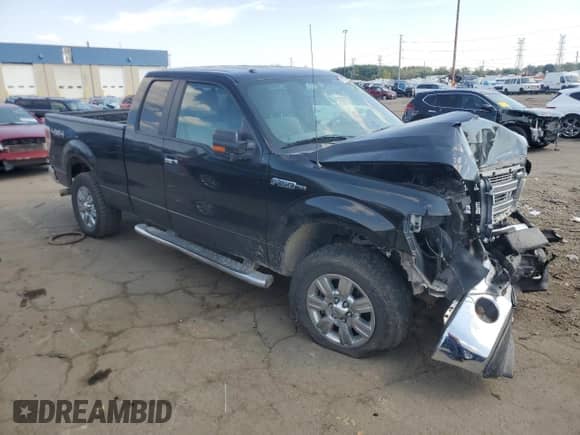 2014 Ford F-150 XL с VIN 1FTFX1EF8EFC14697, выставлен на аукционе Copart как лот 81077965 с пробегом 218 394 миль миль и Списание • Salvage title. История ставок и продаж доступна на DreamBid. Изображение 4.