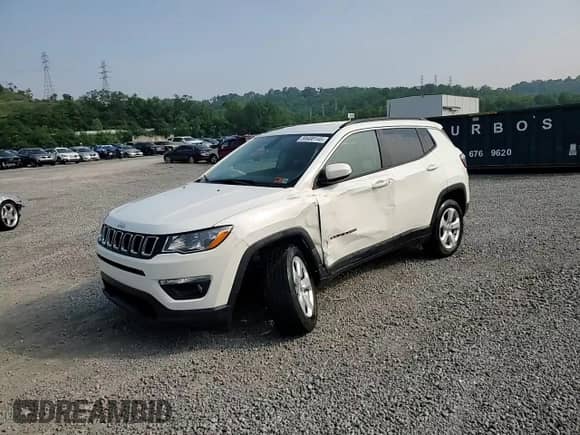 2020 Jeep Compass Altitude с VIN 3C4NJDBB0LT240052, выставлен на аукционе Copart как лот 59488145 с пробегом 24 960 миль миль и Списание • Salvage title. История ставок и продаж доступна на DreamBid. Изображение 14.