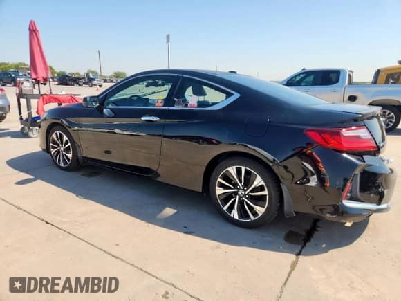 2016 Honda Accord EX-L z VIN 1HGCT2B84GA000379, wystawiony jako Copart lot #82158815 z przebiegiem 171 717 mil mil oraz Czysty tytuł • Clean title. Historia ofert i sprzedaży dostępna na DreamBid. Obrazek 2.
